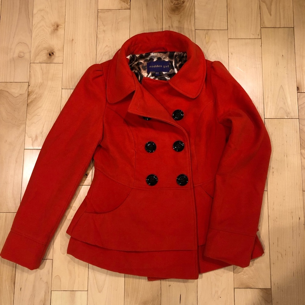 Gorgeous Madden Girl coat size medium